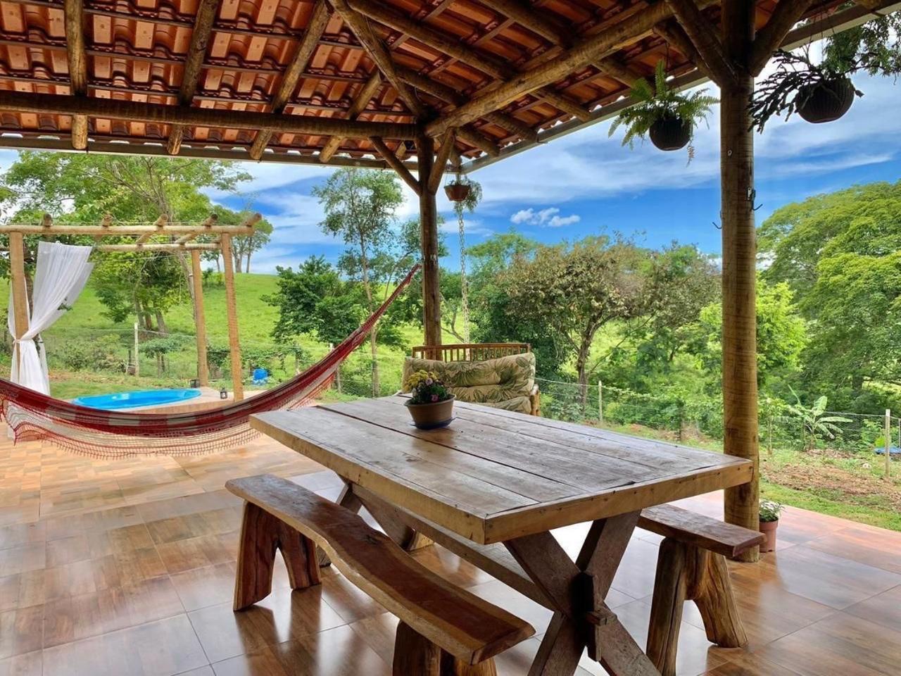 Suíte Vista do Lago - Casa de Temporada em Corumbá Alexania Exterior foto